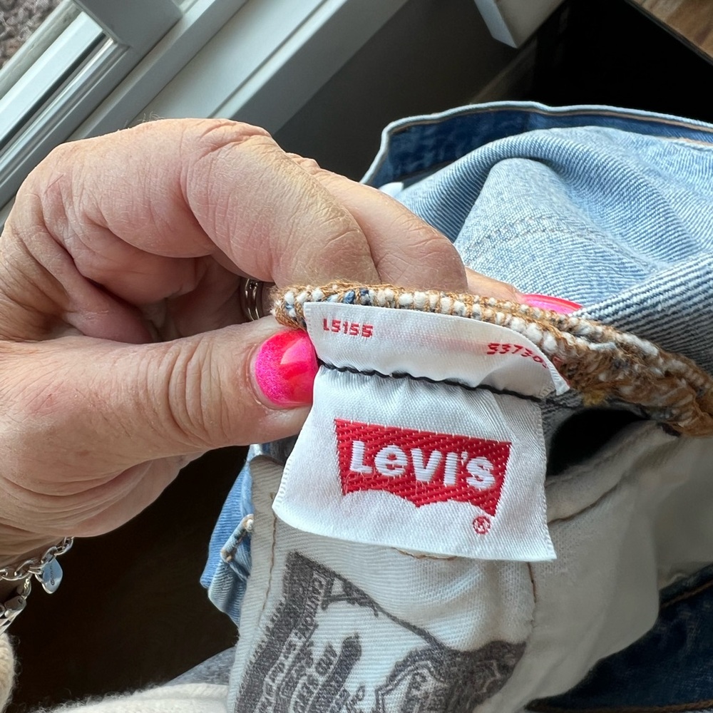 Levi jeans